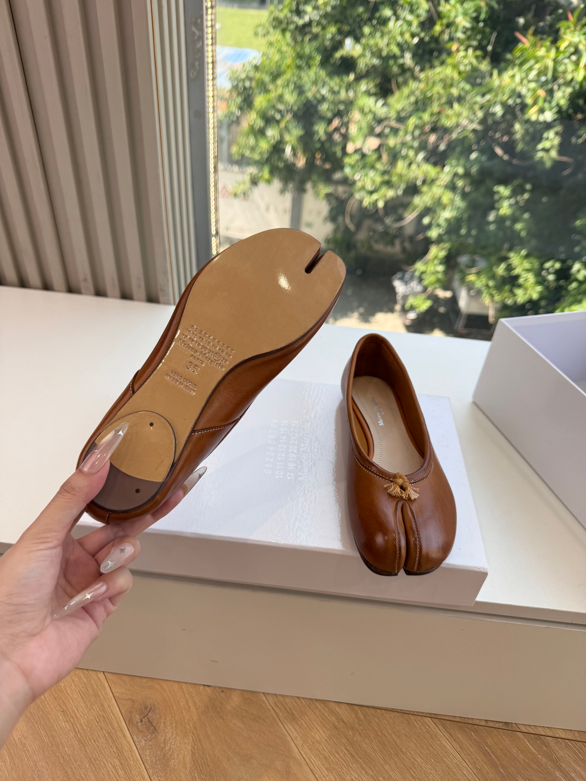 Falection FW26 Tabi Split Toe Leather Ballet Flats in 3 Colors