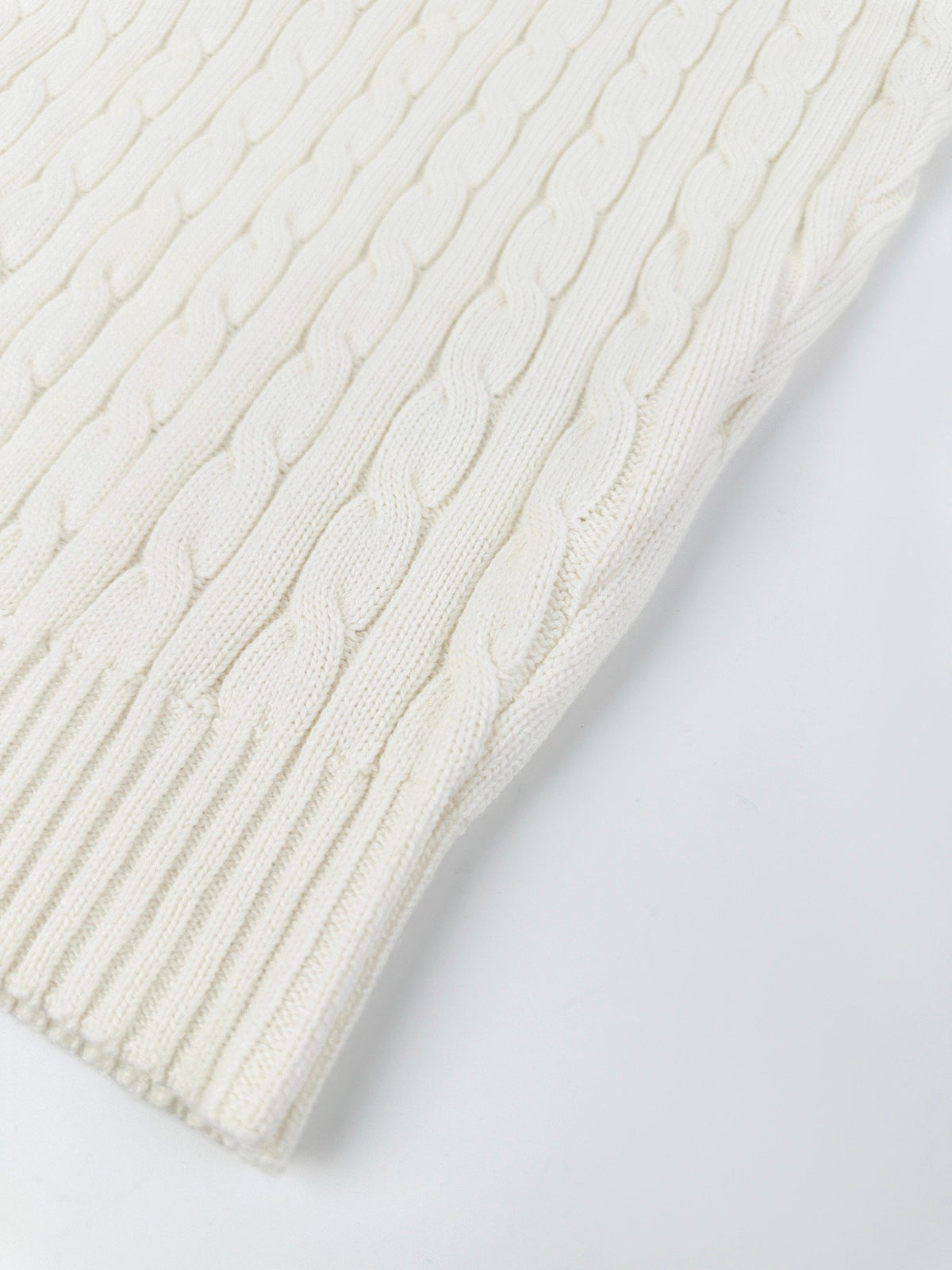 Falection FW26 Logo Embroidered Cable Knit Sweater in 2 Colors
