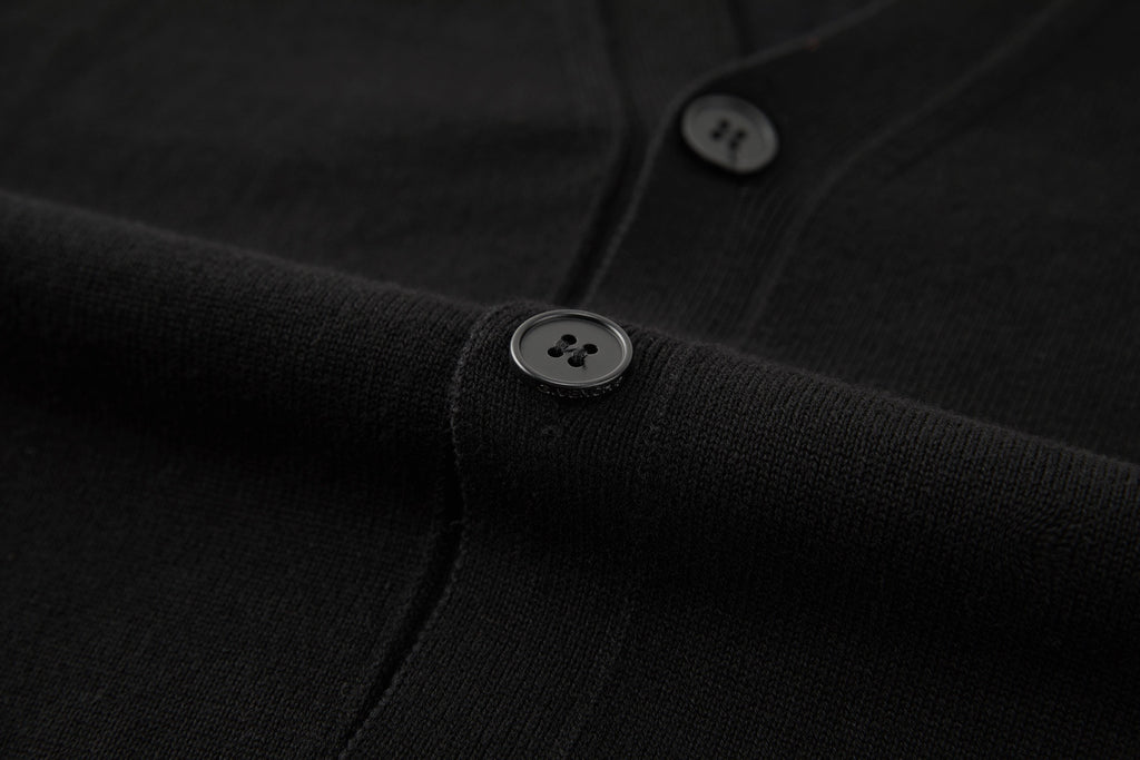 Falection FW26 Intarsia Knit V-Neck Cardigan