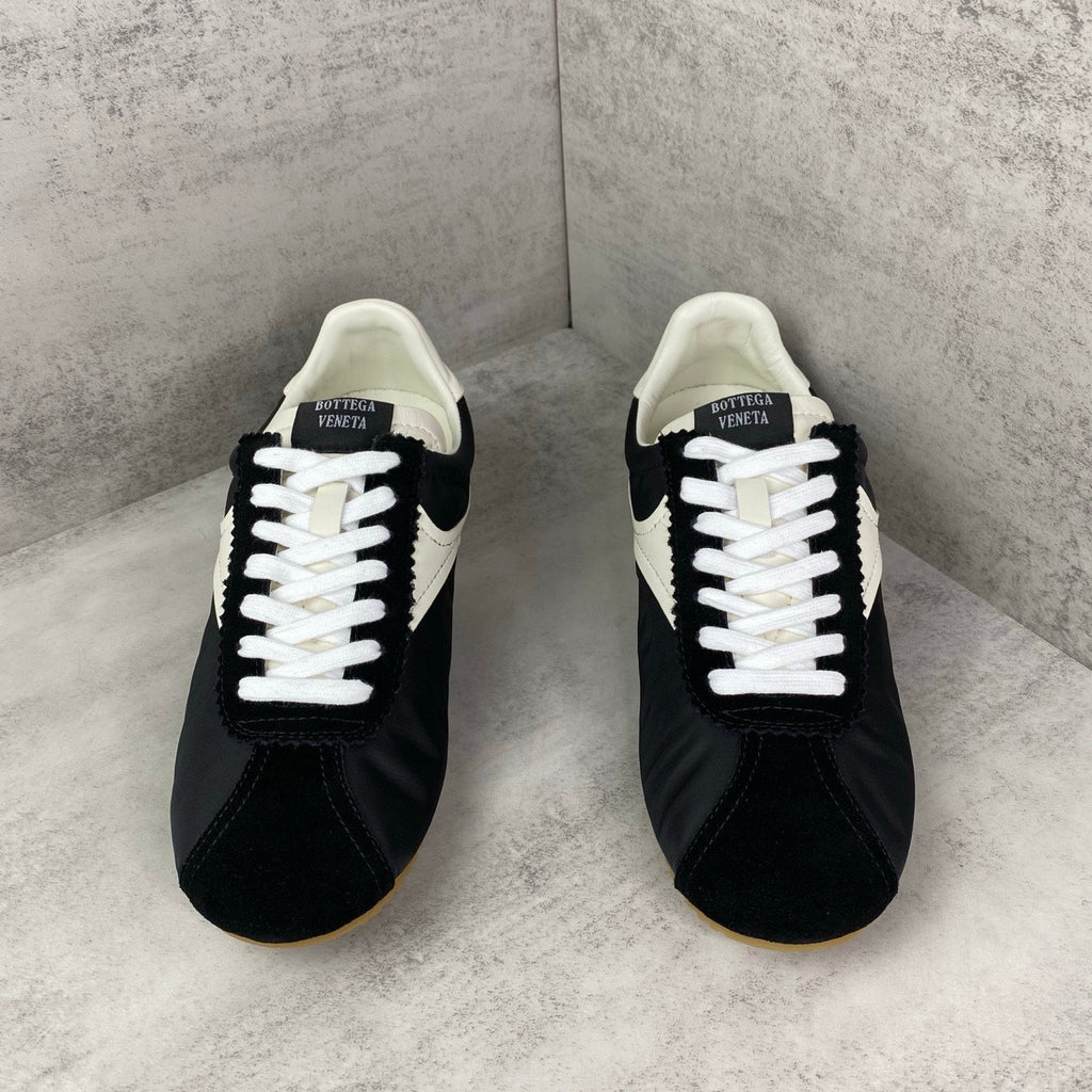 Falection FW26 Shot Sneaker Suede Strimmed in Black/White