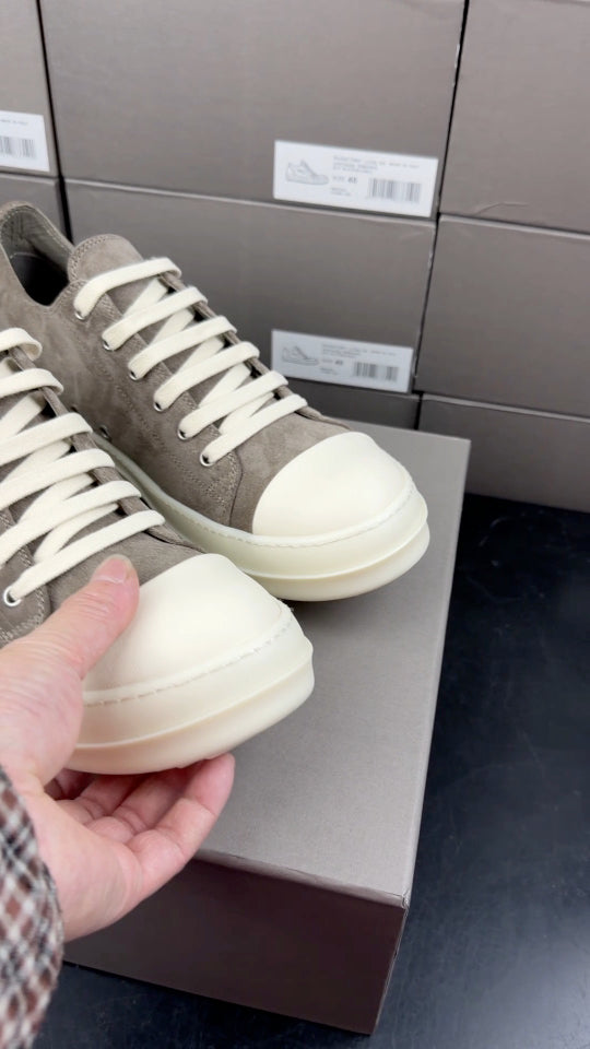 FALECTION RO Ramones SUEDE sneakers