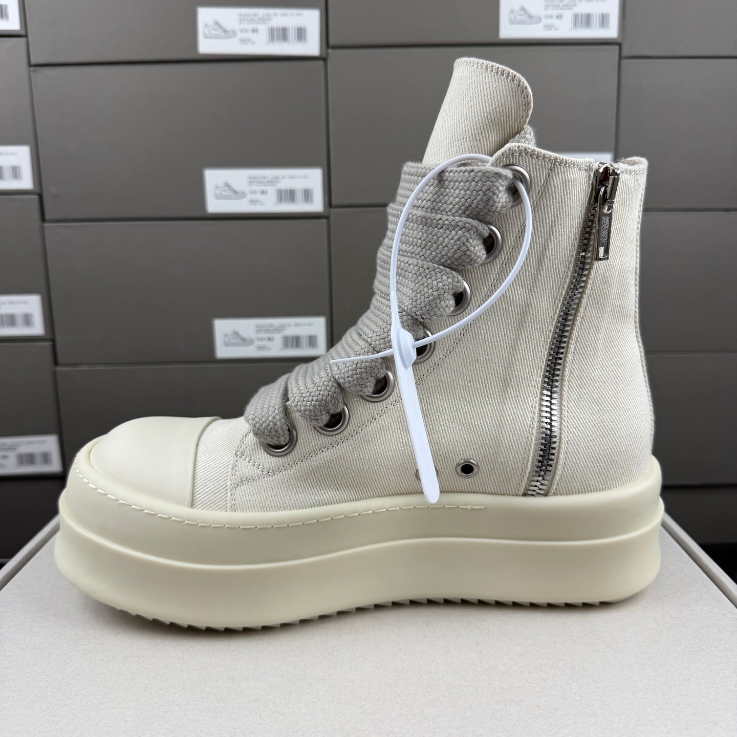 Falection Ro DRKSHDW Jumbo Lace High sneakers milk