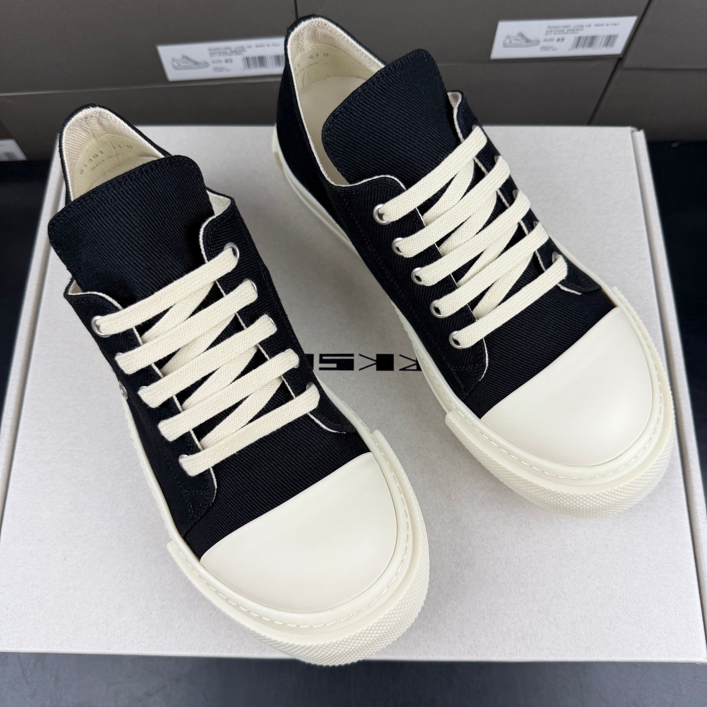 Falection RO DRKSHDW Temple Extreme Low sneakers