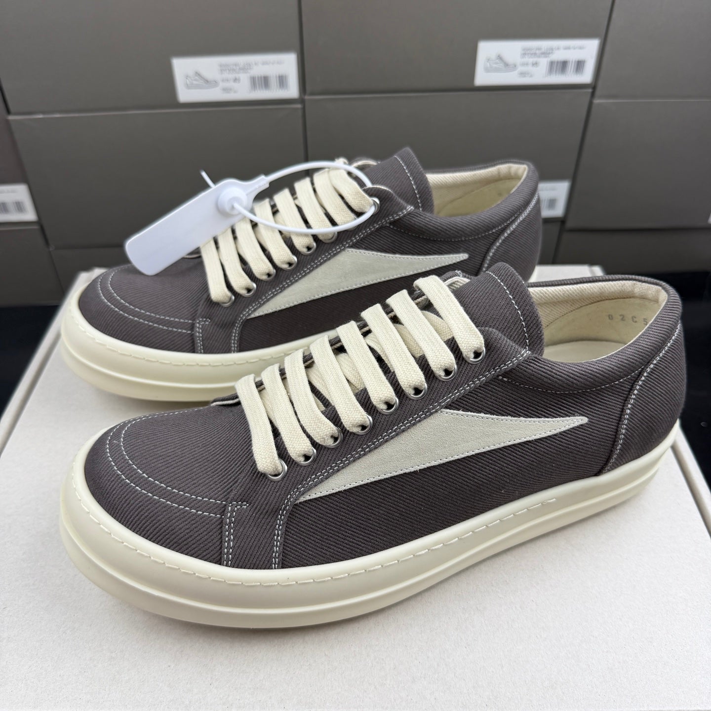 Falection Porterville DRKSHDW Vintage Low 'Dust Milk'