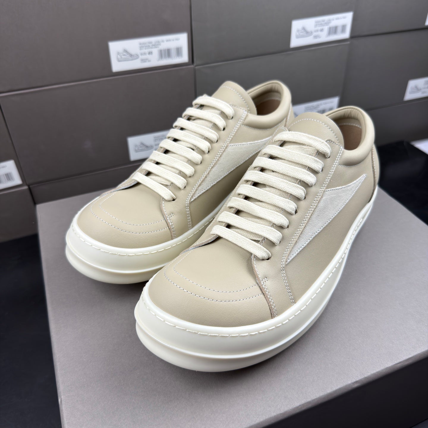 RO sand white low top sneakers suede patch