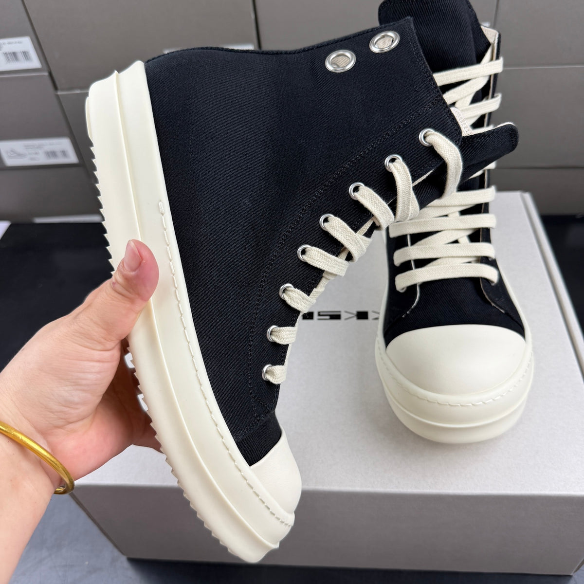 RO DRKSHDW Eyelet-Detailed High-Top Sneakers