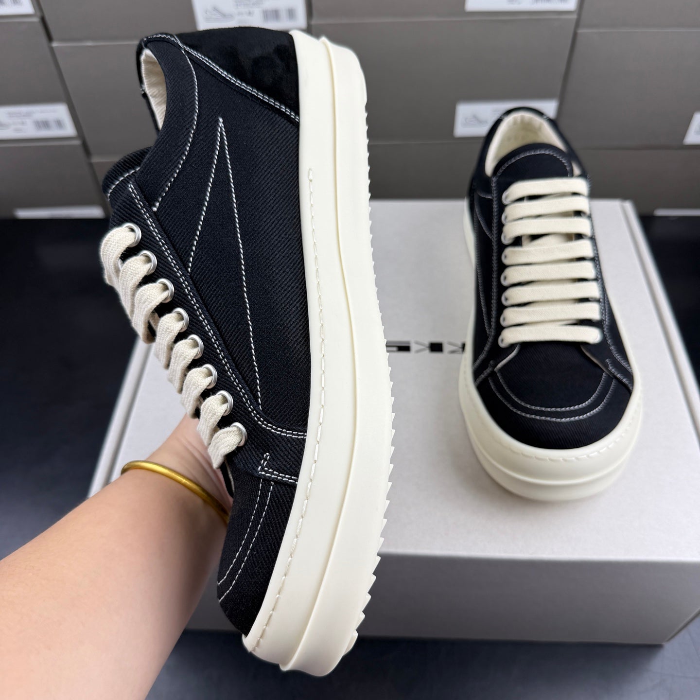 RO drkshdw temple penta vintage sneakers black milk