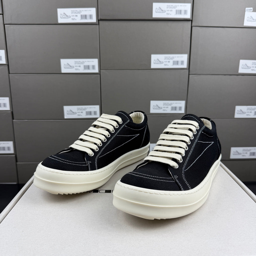 RO drkshdw temple penta vintage sneakers black milk