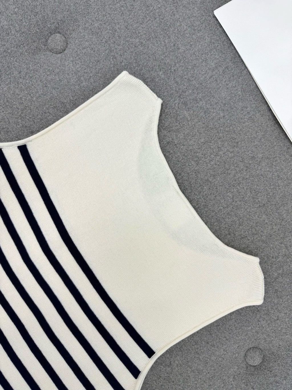 Falection DIOR Striped Knit Vest