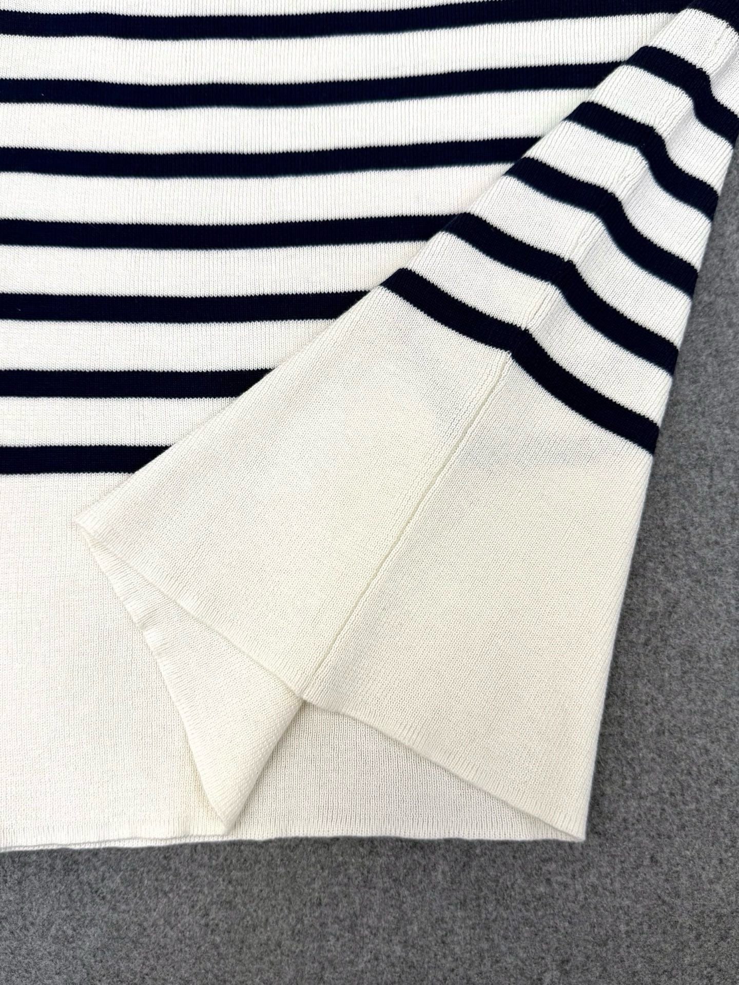 Falection DIOR Striped Knit Vest